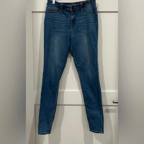 Universal Thread High Rise Jeggings - Picture 2 of 3